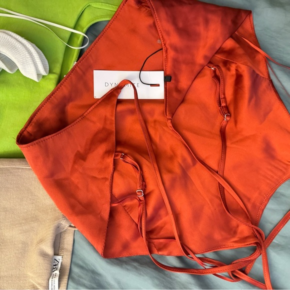 Zara Vibrant Green, Bold Red, and Neutral Tan Tops - Picture 3 of 3